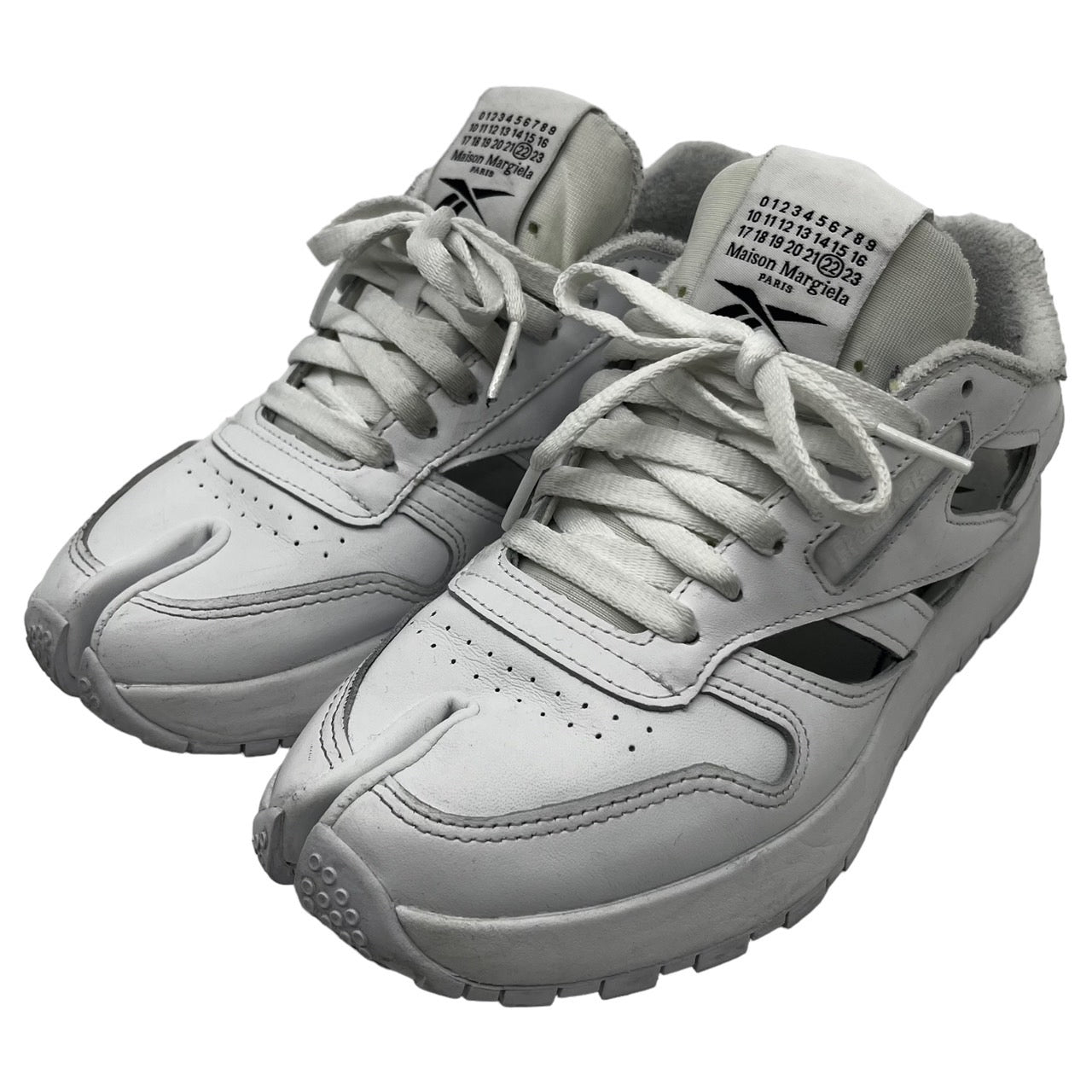 MAISON MARGIELA×Reebok(メゾンマルジェラ×リーボック) Tabi Classic Leather DQ Shoes/足袋スニーカー/ GX5137 /S58WS0204 24cm ホワイト