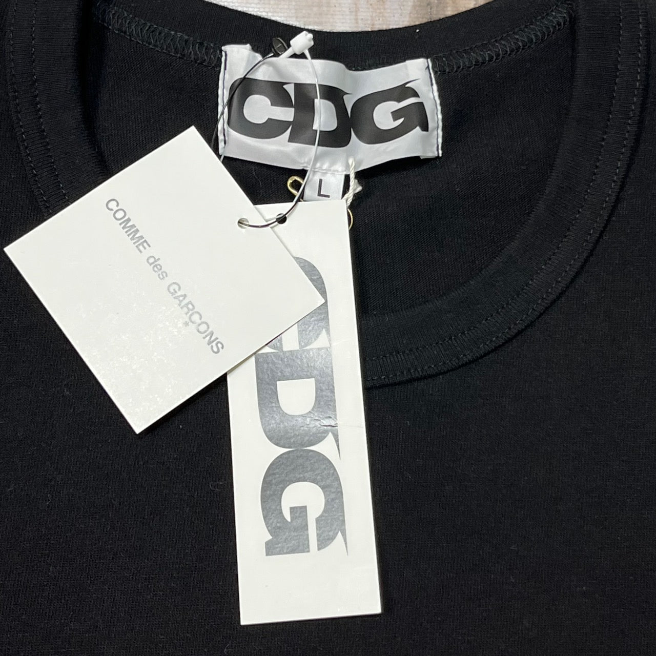 CDG COMME des GARCONS(シーディージーコムデギャルソン) LOGO TEE/ロゴTシャツ SZ-T019 SIZE L ブラック×ピンク タグ付