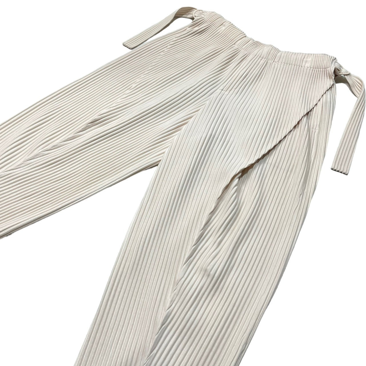 HOMME PLISSE ISSEY MIYAKE(オムプリッセイッセイミヤケ) 22SS BODY ARCH belted pleated pants ベルテッド プリーツ パンツ HP21JF176 SIZE 3(L) ライトピンク
